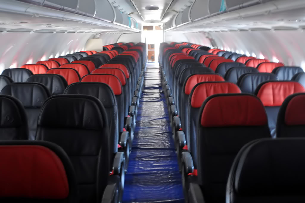 Uçak seyahatinde nasıl koltuk tercih edilmeli
